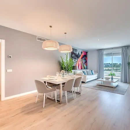 Nueva Andalucia Marbella, Luxury *