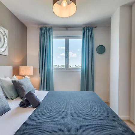 Nueva Andalucia Marbella, Luxury *