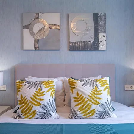 Nueva Andalucia Marbella, Luxury