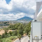 Nueva Andalucia Marbella, Luxury